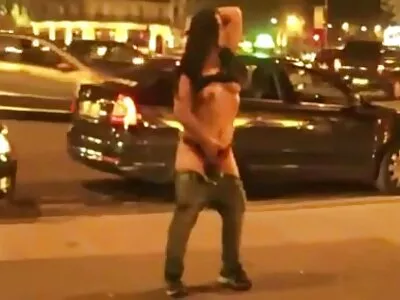 帕克佩奇和列维在邻居事件中兑现