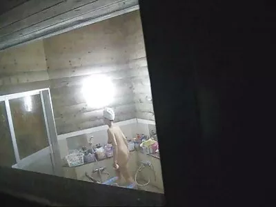 拉丁的脱衣舞他妈的视频 (Soffie)