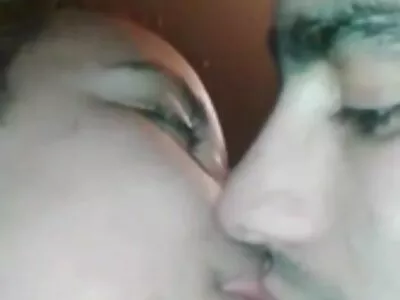 无政府状态的妓女视频（Alexis Fountaine，Riley Jensen）